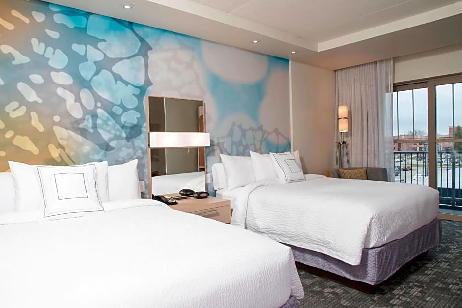 Courtyard by Marriott Holland Downtown