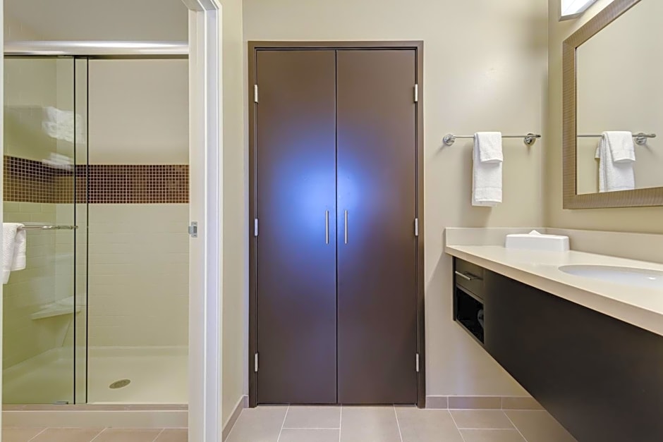 Staybridge Suites : St Louis - Westport By IHG