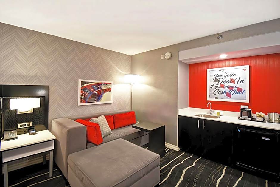 DoubleTree by Hilton Deadwood at Cadillac Jacks