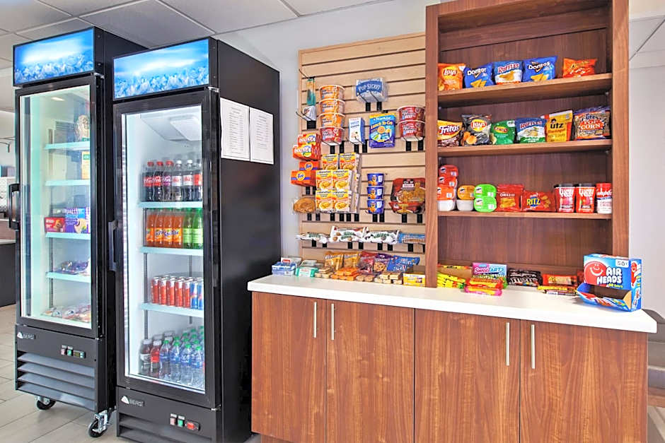 Holiday Inn Express Hotel & Suites Warrenton By IHG