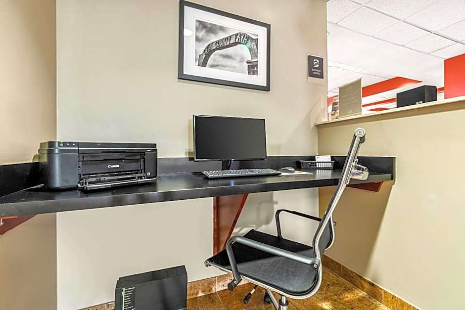 Sleep Inn & Suites Dyersburg I-155