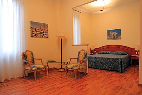 Deluxe Double or Twin Room