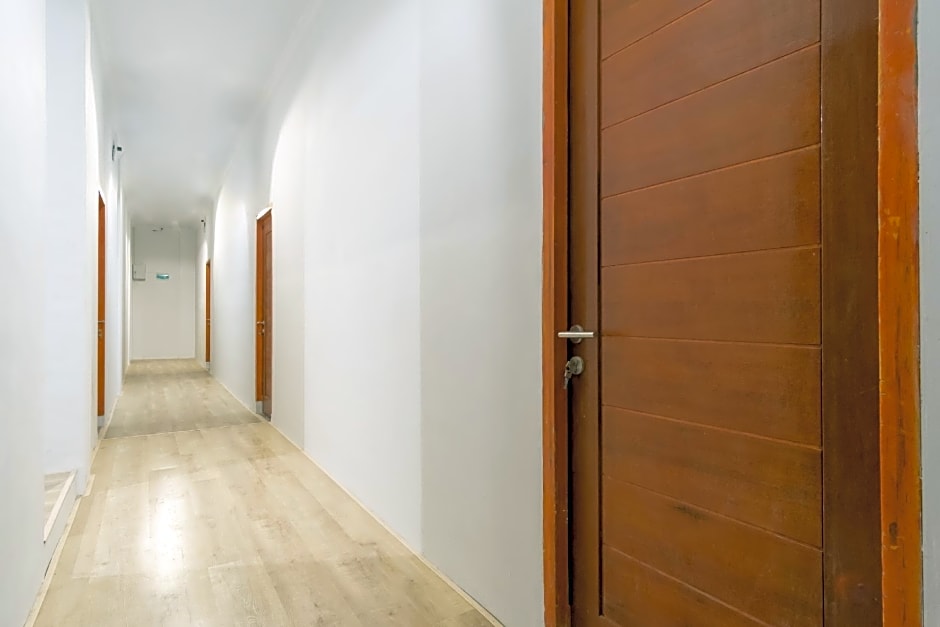 835 Metropolitan Home Stay