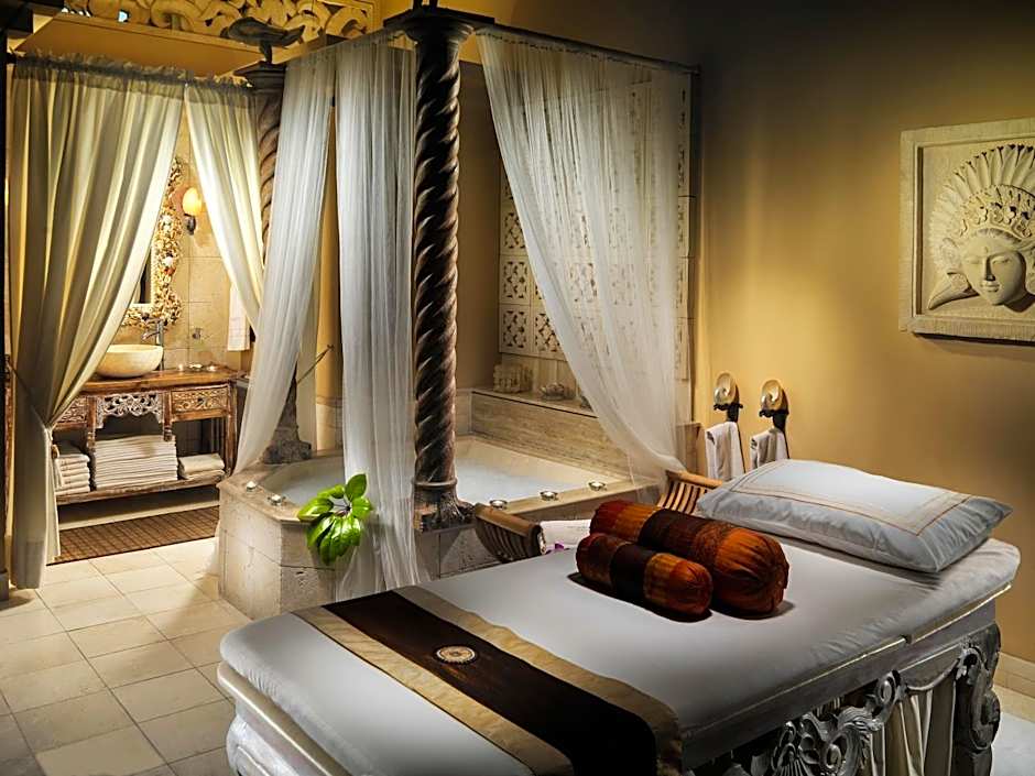 Royal Garden Villas & Spa, Luxury Hotel