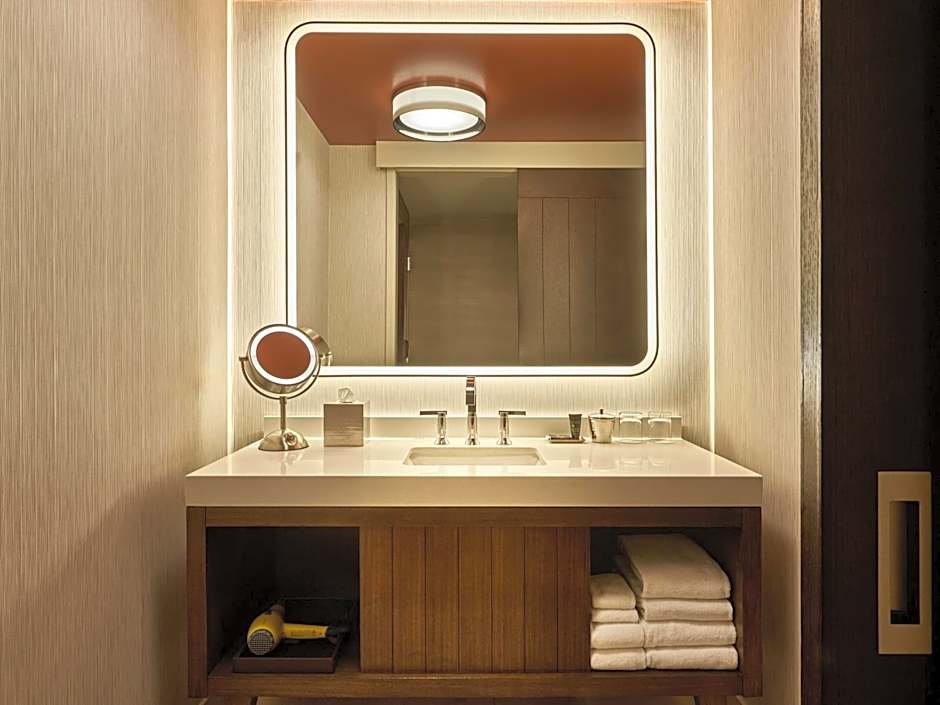 Hyatt Centric Chicago Magnificent Mile