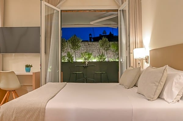Aparthotel Mariano Cubi