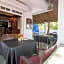 Veeniola Holiday Home