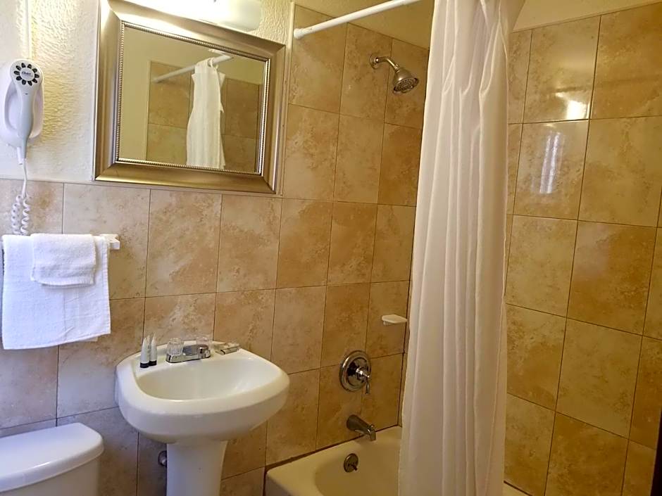 Parkway Inn