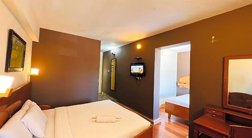 Hotel JC Grand Kodaikanal