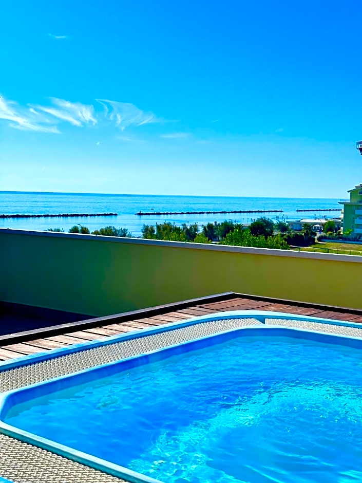 Hotel Holiday