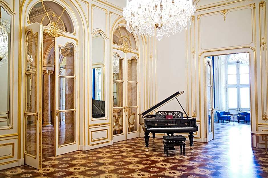 Palais Coburg Hotel Residenz