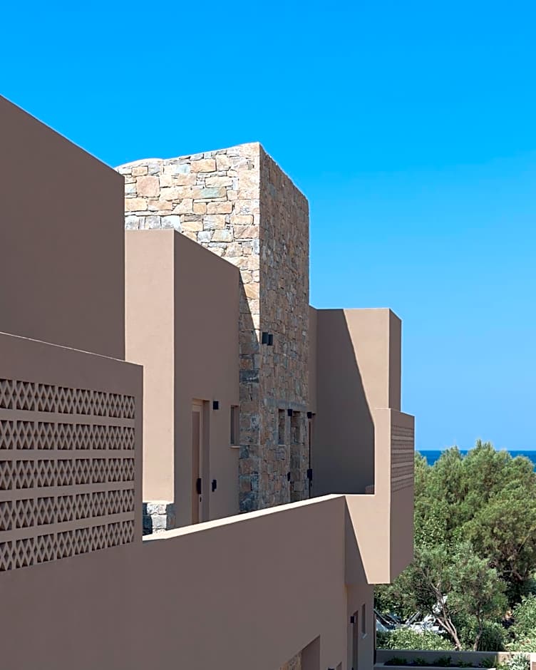 NERĒA Boutique Hotel