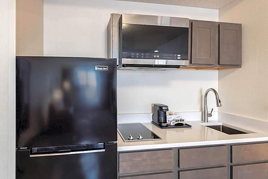 Country Inn & Suites by Radisson, Findlay, OH