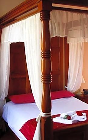 Double Room with Four Poster Bed