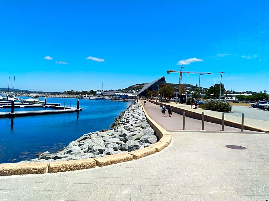 C'est La Vie Bed & Breakfast