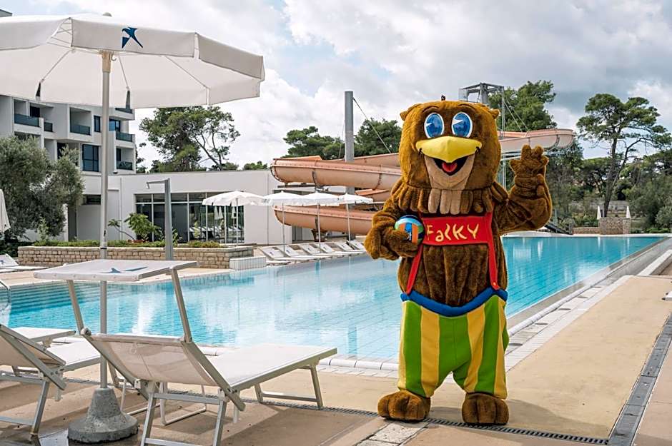 Falkensteiner Club Funimation Borik