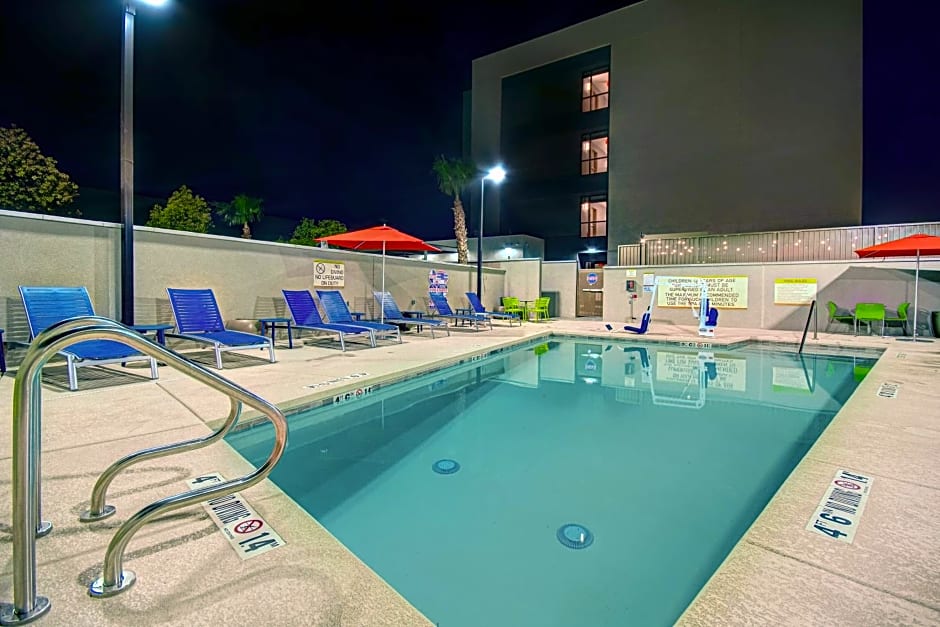 Home2 Suites By Hilton Las Vegas North