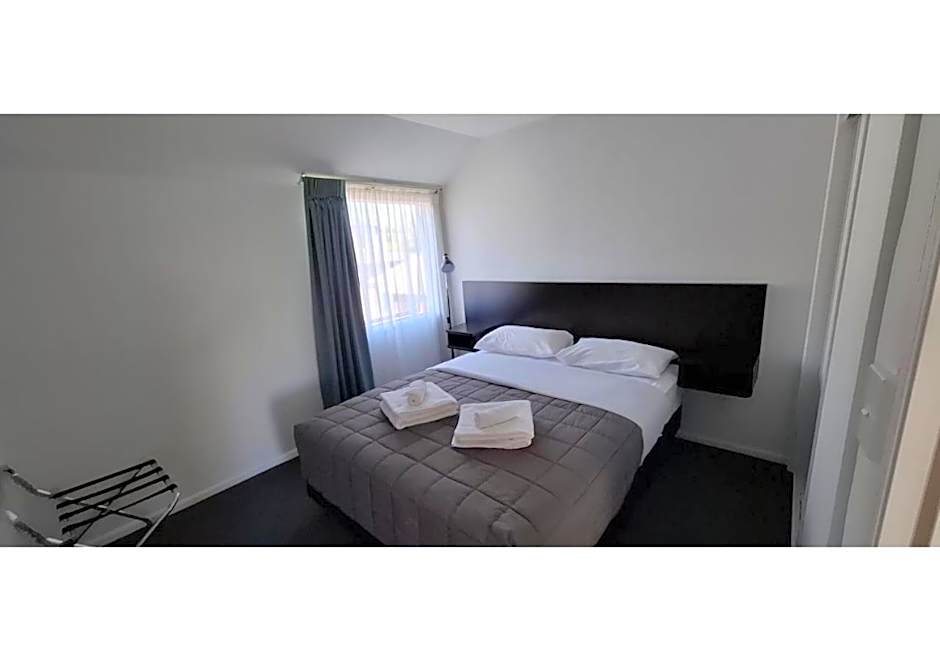Alcala Motor Lodge