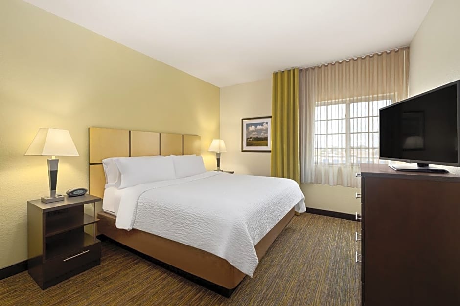 Candlewood Suites Bismarck