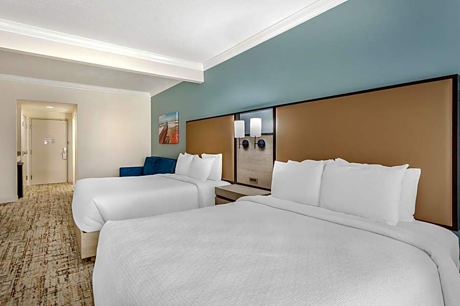 Best Western Plus Airport Inn & Suites