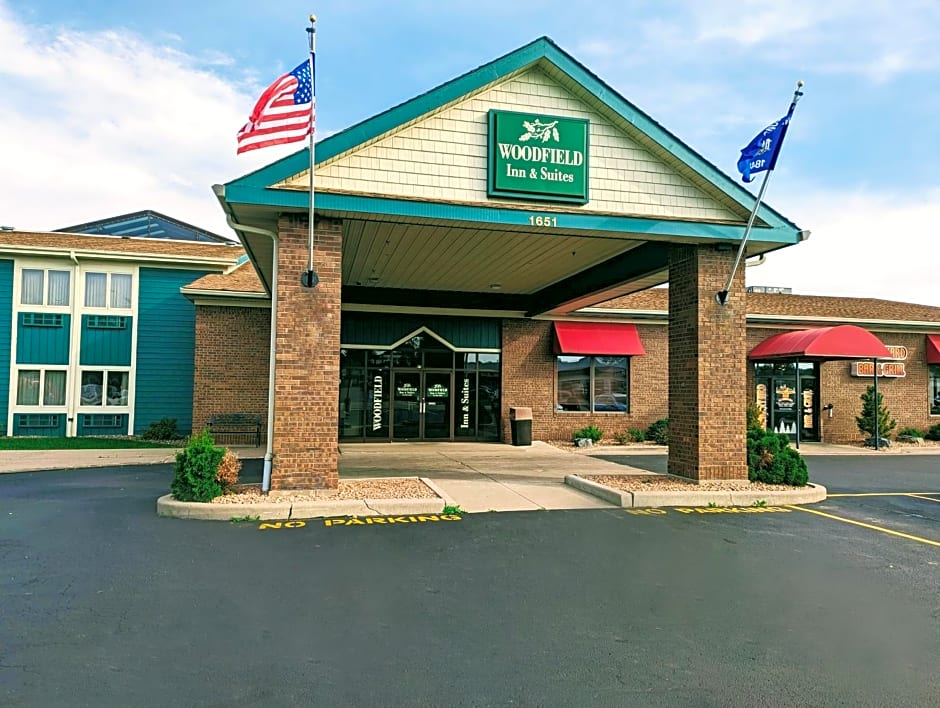 Woodfield Inn and Suites