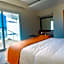 Intouriste Hôtel & Suites