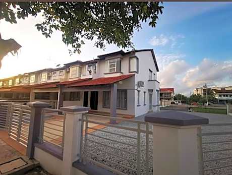 SmartChoice Homestay