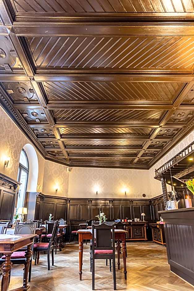 Hotel Mauritius - Im Herzen von Crimmitschau - Frühstück buchbar - Restaurant - Café - Fahrradbox