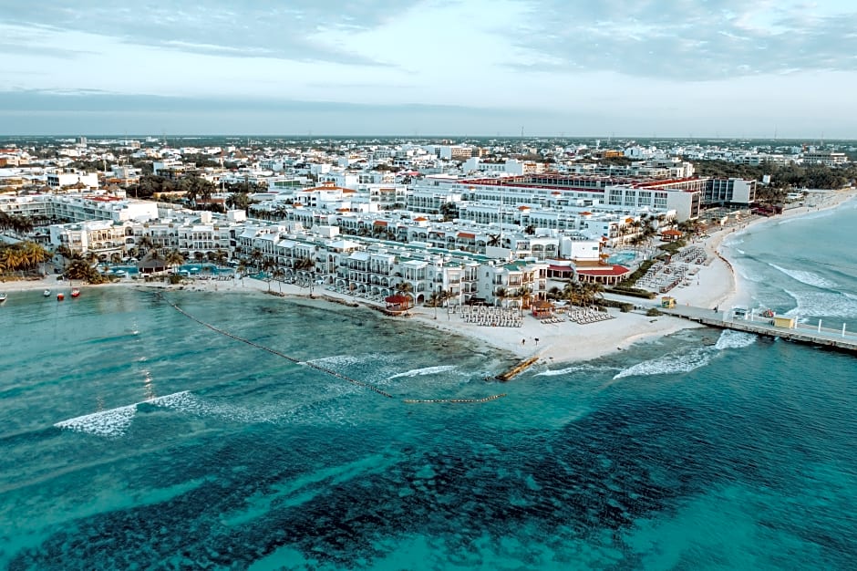 Wyndham Alltra Playa del Carmen Adults Only All Inclusive