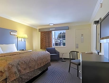 King Room - Non-Smoking