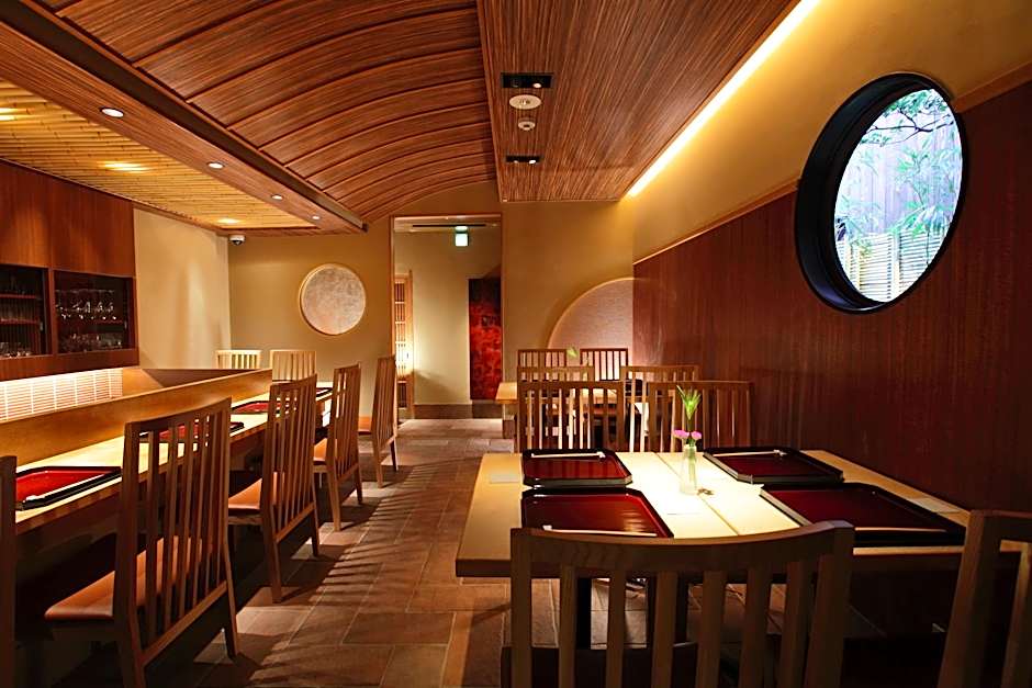 Yasaka-Yutone Serving Kyoto Cuisine Ryokan