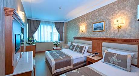 Quadruple room with balcony