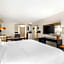 Comfort Suites
