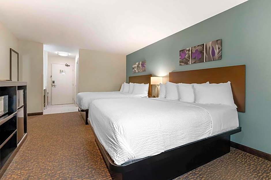 Sleep Inn & Suites