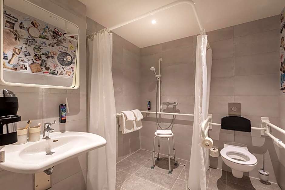 Holiday Inn - The Niu, Mill Cologne Mulheim By IHG