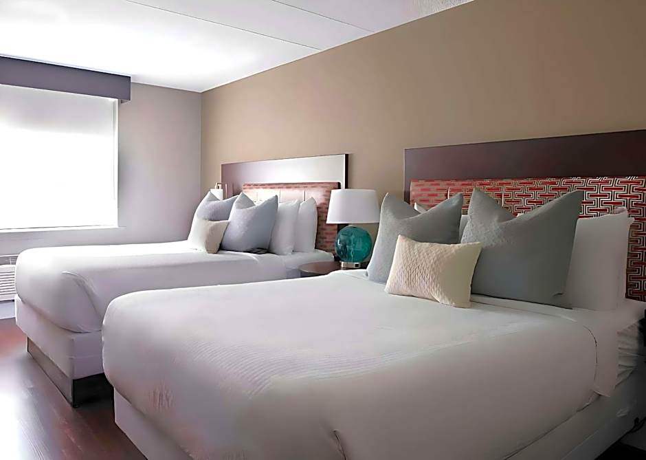 Comfort Inn & Suites Pottstown Eastern Gateway