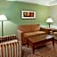 Holiday Inn Express & Suites Niagara Falls By IHG