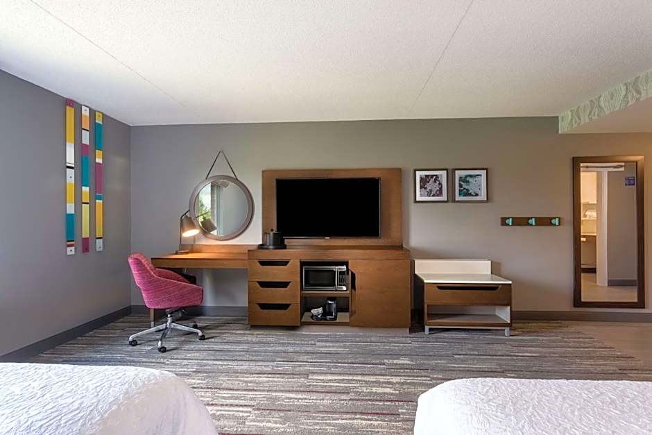 Photo 1 of 5 of 2 Queen Beds, Hearing/Mobility Accessible