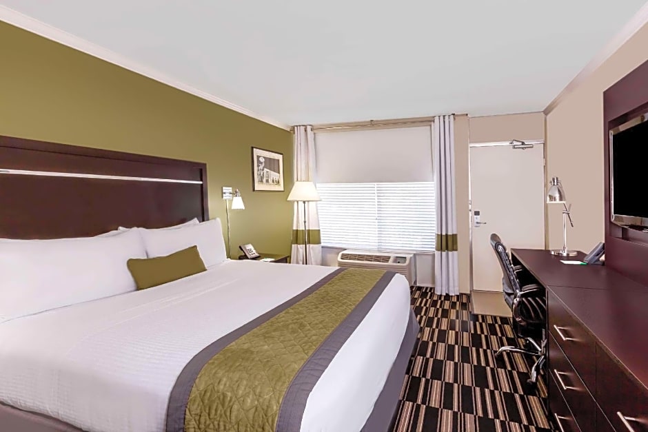 Wyndham Garden San Jose Airport
