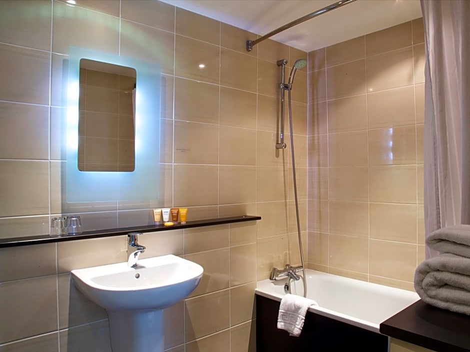 Manchester Airport Stanley Hotel by Belvilla