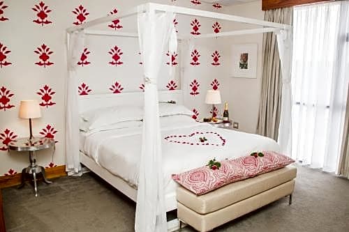 The Square Boutique Hotel by Misty Blue Hotels