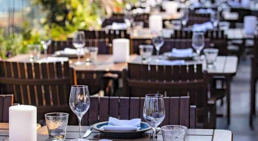 Novotel Istanbul Bosphorus Hotel