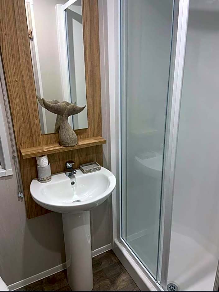 Southview Holiday Park, Deluxe Caravan