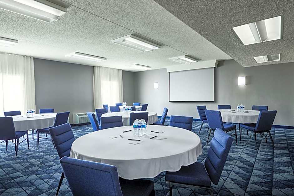 Courtyard by Marriott Kansas City Overland Park/Metcalf, South of College Boulevard