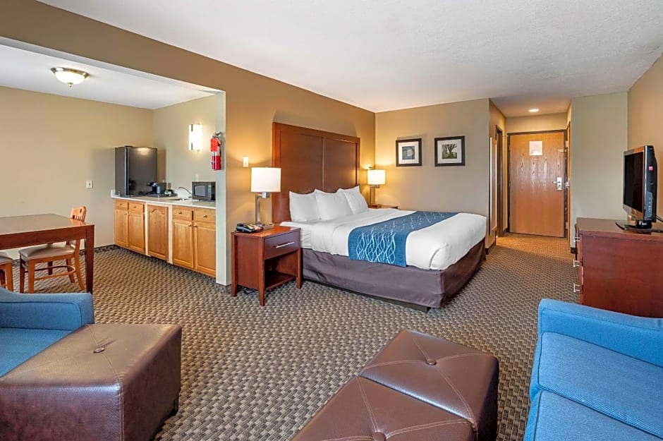 Comfort Inn & Suites Napoleon