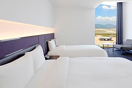 Special Offer - Deluxe Family Airport View