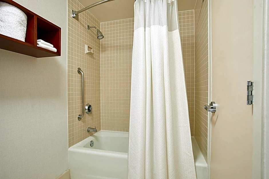 Courtyard by Marriott Atlanta Windy Hill/Ballpark