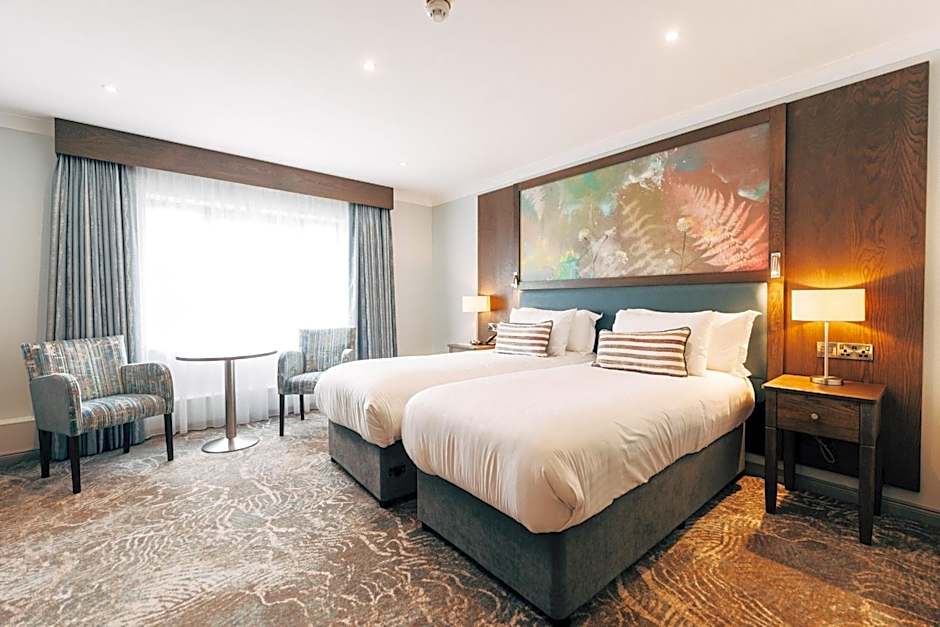 The Lodge Hotel