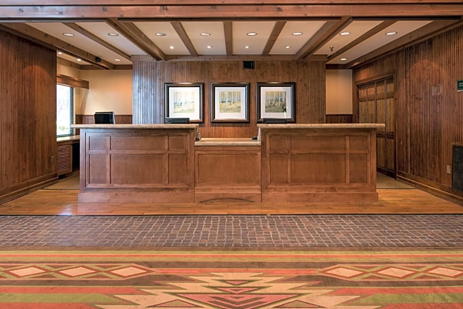 Cabot Lodge Jackson North