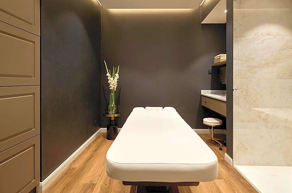 Hotel Saski Krakow Curio Collection by Hilton